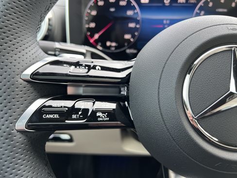New 2026 Mercedes-Benz CLE 300 4MATIC Coupe image 20