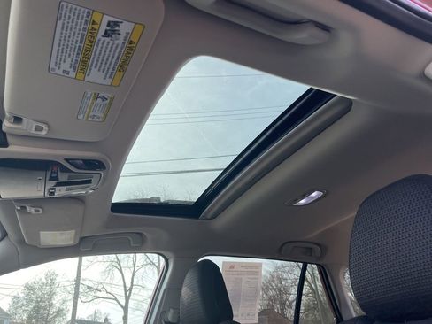 Certified 2025 Subaru Outback Premium w/ Popular Package #1A image 24