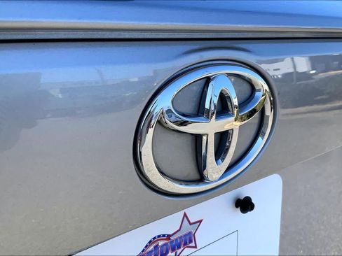 Used 2024 Toyota RAV4 XLE image 9