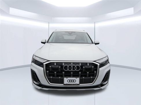 Used 2025 Audi Q7 3.0T Premium Plus w/ Premium Plus Package AWD/4WD image 10