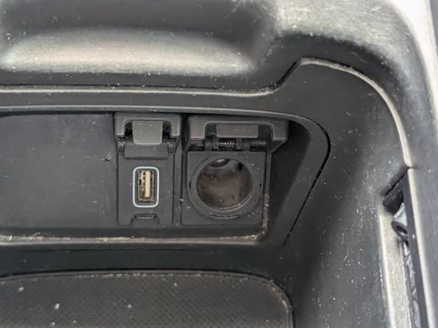 Used 2017 Honda CR-V LX image 18