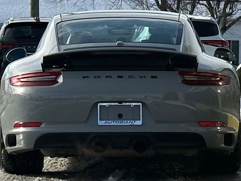 Used 2018 Porsche 911 Carrera image 9