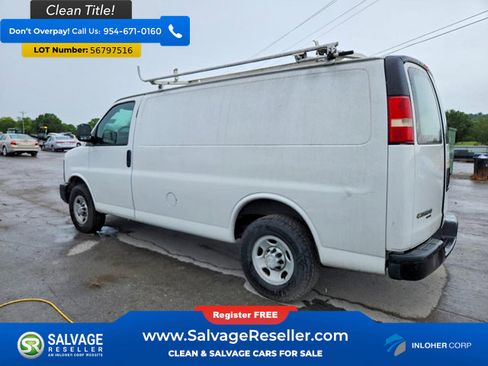 Used 2015 Chevrolet Express 2500 RWD image 3