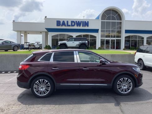 Used 2018 Lincoln MKX Reserve w/ Lincoln MKX Climate Package FWD image 8