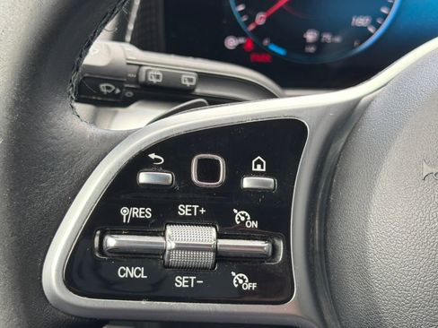 Used 2022 Mercedes-Benz GLB 250 image 19