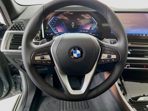 New 2026 BMW X5 xDrive40i w/ Climate Comfort Package image 12