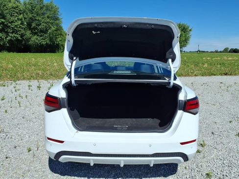 Used 2024 Nissan Sentra SV FWD image 20