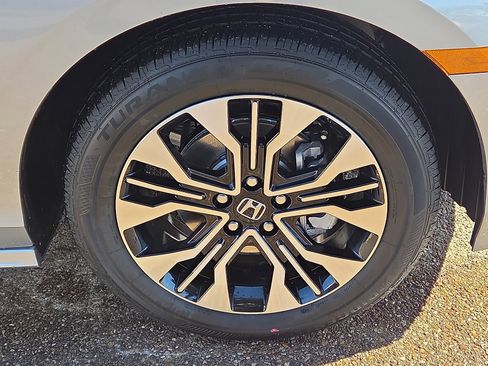 New 2026 Honda Odyssey Elite image 6