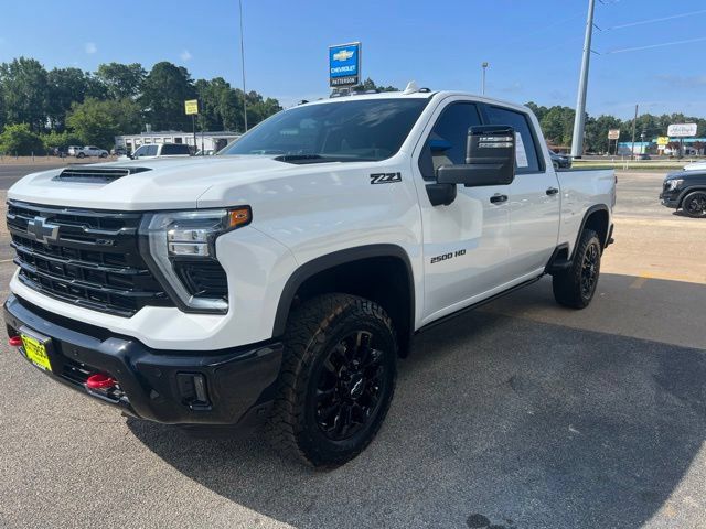Used 2026 Chevrolet Silverado 2500 LTZ w/ Trail Boss Package AWD/4WD image 7