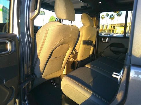 Used 2025 Jeep Wrangler Unlimited Sport S 4xe AWD/4WD image 17