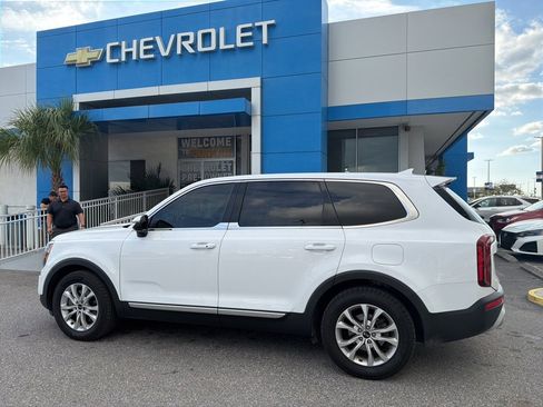 Used 2021 Kia Telluride LX image 10