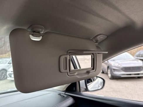 Used 2023 Nissan Sentra SV image 28