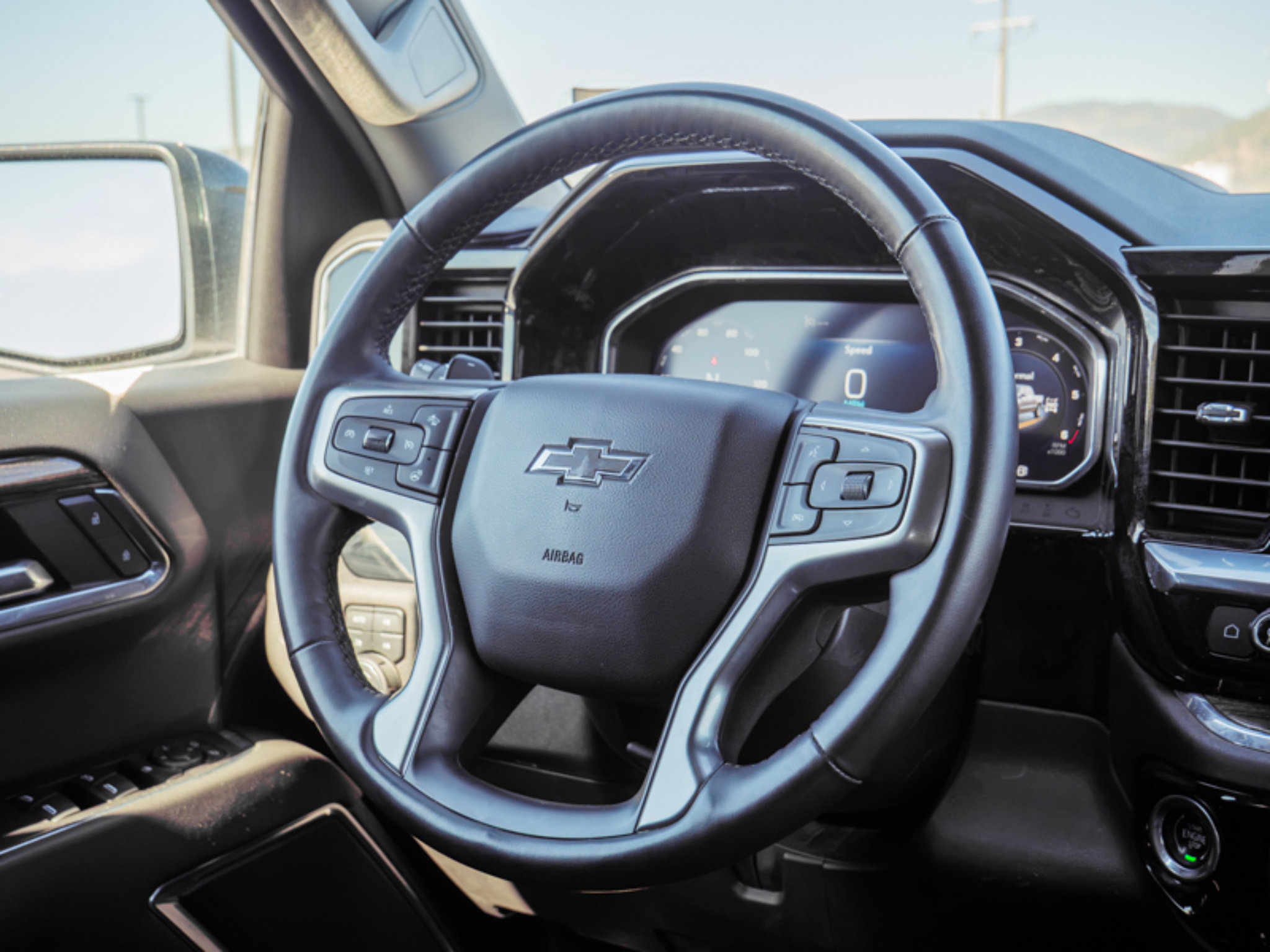 Used 2024 Chevrolet Silverado 1500 RST w/ Z71 Off-Road Package AWD/4WD image 24