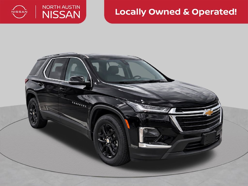 Used 2023 Chevrolet Traverse LS FWD image 1
