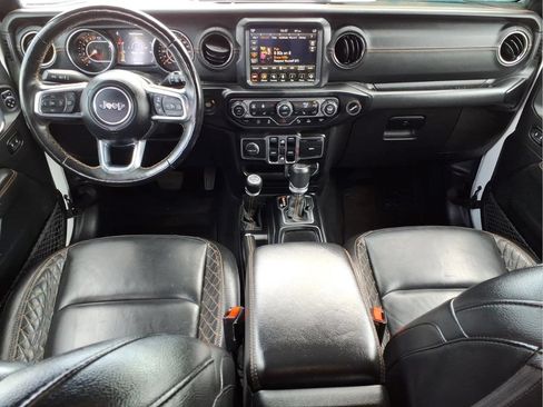 Used 2021 Jeep Wrangler Unlimited Sahara AWD/4WD image 18