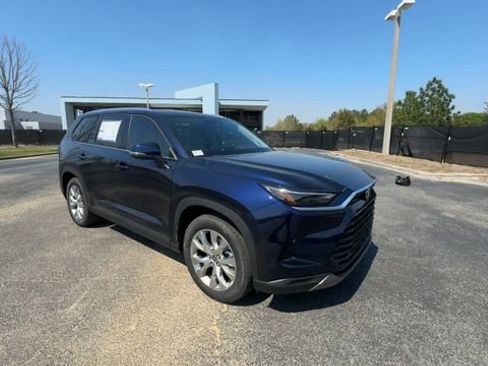 New 2026 Toyota Grand Highlander Limited image 2