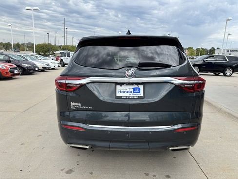 Used 2021 Buick Enclave Avenir w/ Avenir Technology Package image 6