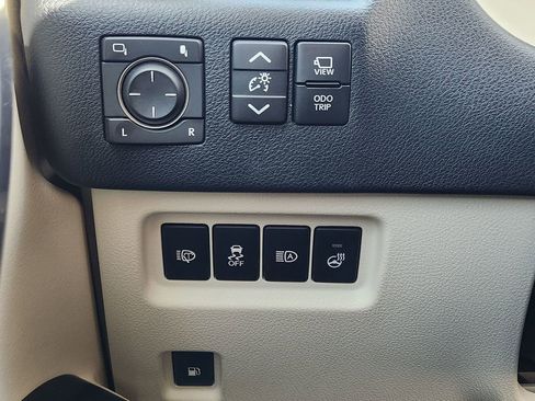 Used 2022 Lexus GX 460 Luxury image 21