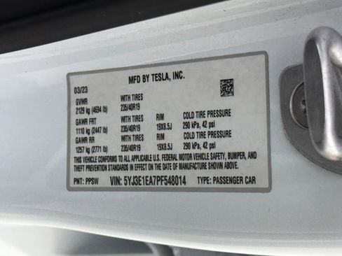 Used 2023 Tesla Model 3 Standard Range image 45