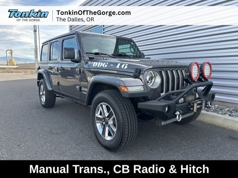 Used 2018 Jeep Wrangler Unlimited Sahara AWD/4WD image 1