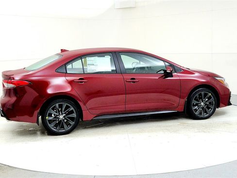 New 2026 Toyota Corolla SE image 6