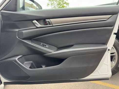 Used 2020 Honda Accord LX image 31