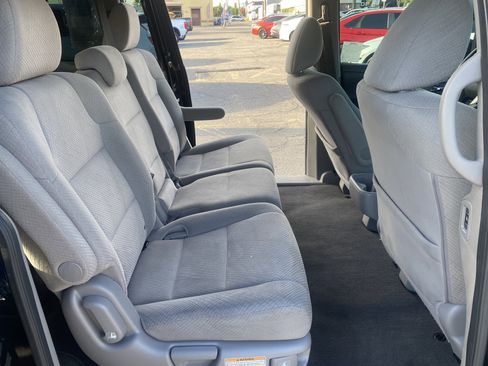 Used 2016 Honda Odyssey SE image 18