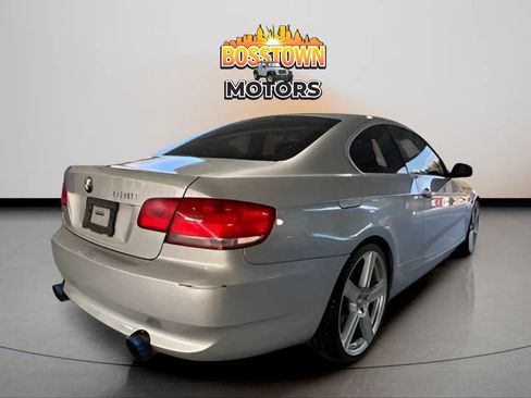 Used 2009 BMW 335i xDrive 335i xDrive Coupe 2D image 4
