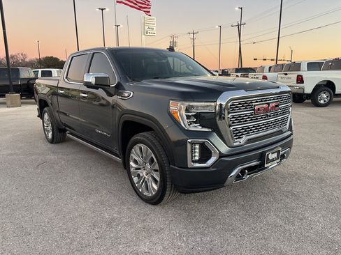 Used 2021 GMC Sierra 1500 Denali w/ Denali Ultimate Package image 8