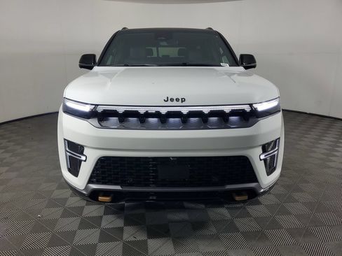 New 2026 Jeep Grand Wagoneer 4WD image 9