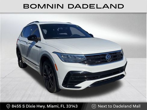 Used 2022 Volkswagen Tiguan SE R-Line image 1
