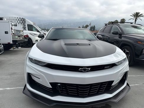 Used 2022 Chevrolet Camaro SS RWD image 2