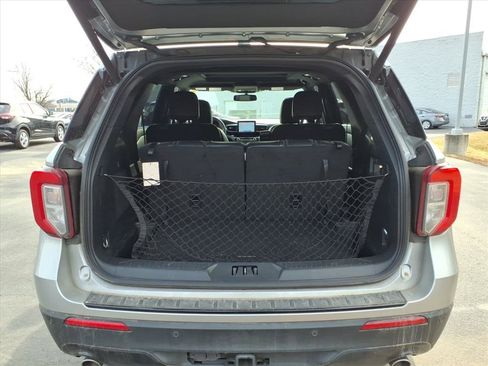 Used 2024 Ford Explorer ST-Line w/ Class IV Trailer Tow Package image 25