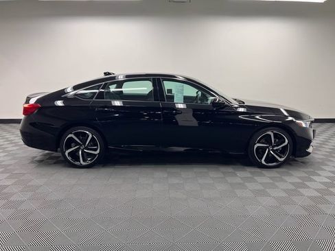 Used 2021 Honda Accord Sport Special Edition image 4