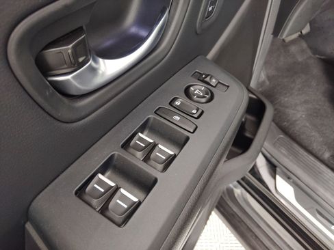 Certified 2023 Honda Pilot Touring image 23