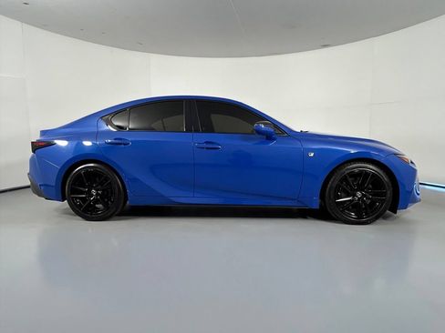 Used 2021 Lexus IS 300 w/ Accessory Package RWD image 9