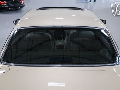 Used 2001 Jaguar XJ8 image 36