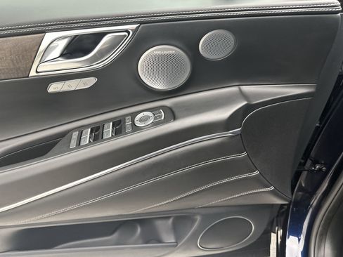 Certified 2026 Genesis GV80 3.5T Advanced AWD/4WD image 13