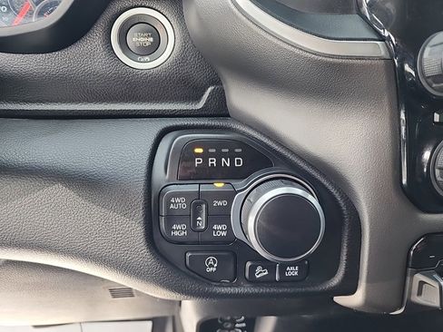 Used 2019 RAM 1500 Big Horn AWD/4WD image 23