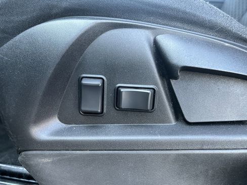 Used 2015 Chevrolet Equinox LS image 17