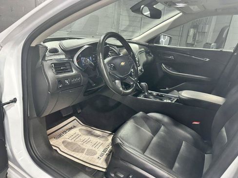 Used 2017 Chevrolet Impala LT w/ Leather Package FWD image 18