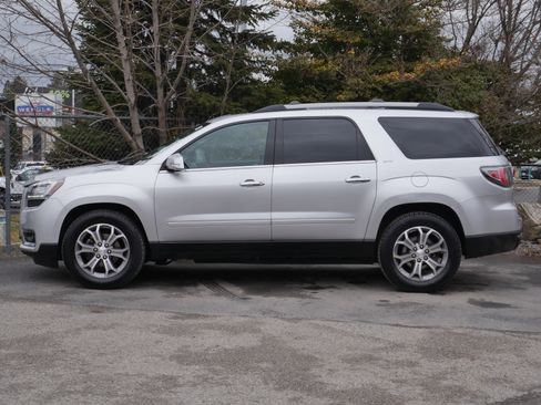 Used 2013 GMC Acadia SLT image 16