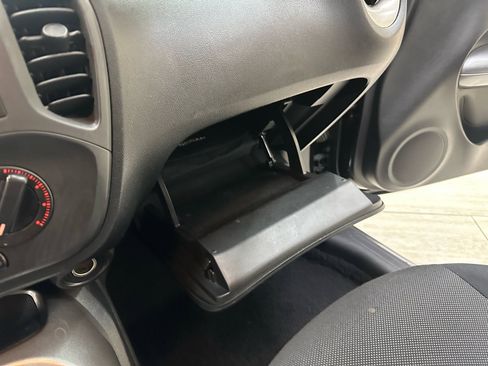 Used 2014 Nissan Juke S image 27