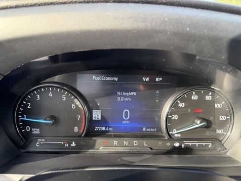 Used 2022 Ford Explorer XLT w/ Equipment Group 202A image 30