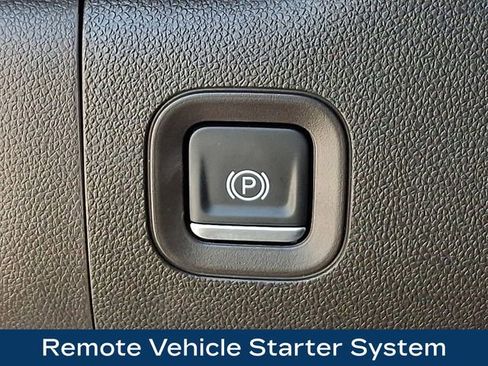 Used 2022 GMC Sierra 2500 Denali AWD/4WD image 11
