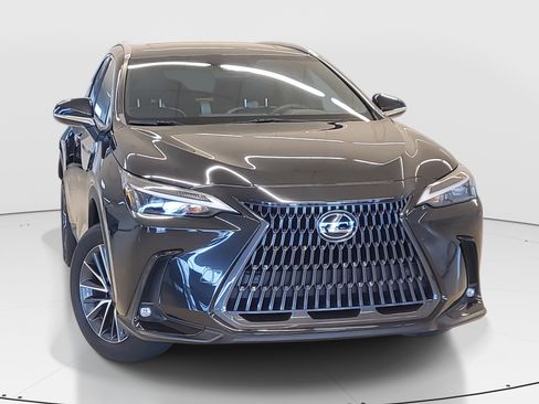 Used 2023 Lexus NX 250 FWD w/ Premium Package image 3