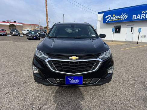 Used 2018 Chevrolet Equinox LT w/ Sun & Infotainment Package image 2