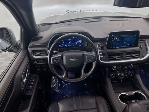 Used 2022 Chevrolet Suburban RST w/ Luxury Package image 24