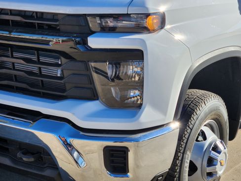 New 2026 Chevrolet Silverado 3500 W/T w/ WT Convenience Package image 16