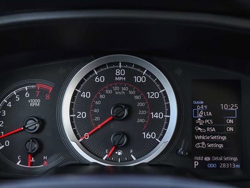 Used 2022 Toyota Corolla Cross L AWD/4WD image 30